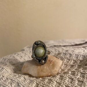 Elegant Silver and Green Stone Ring